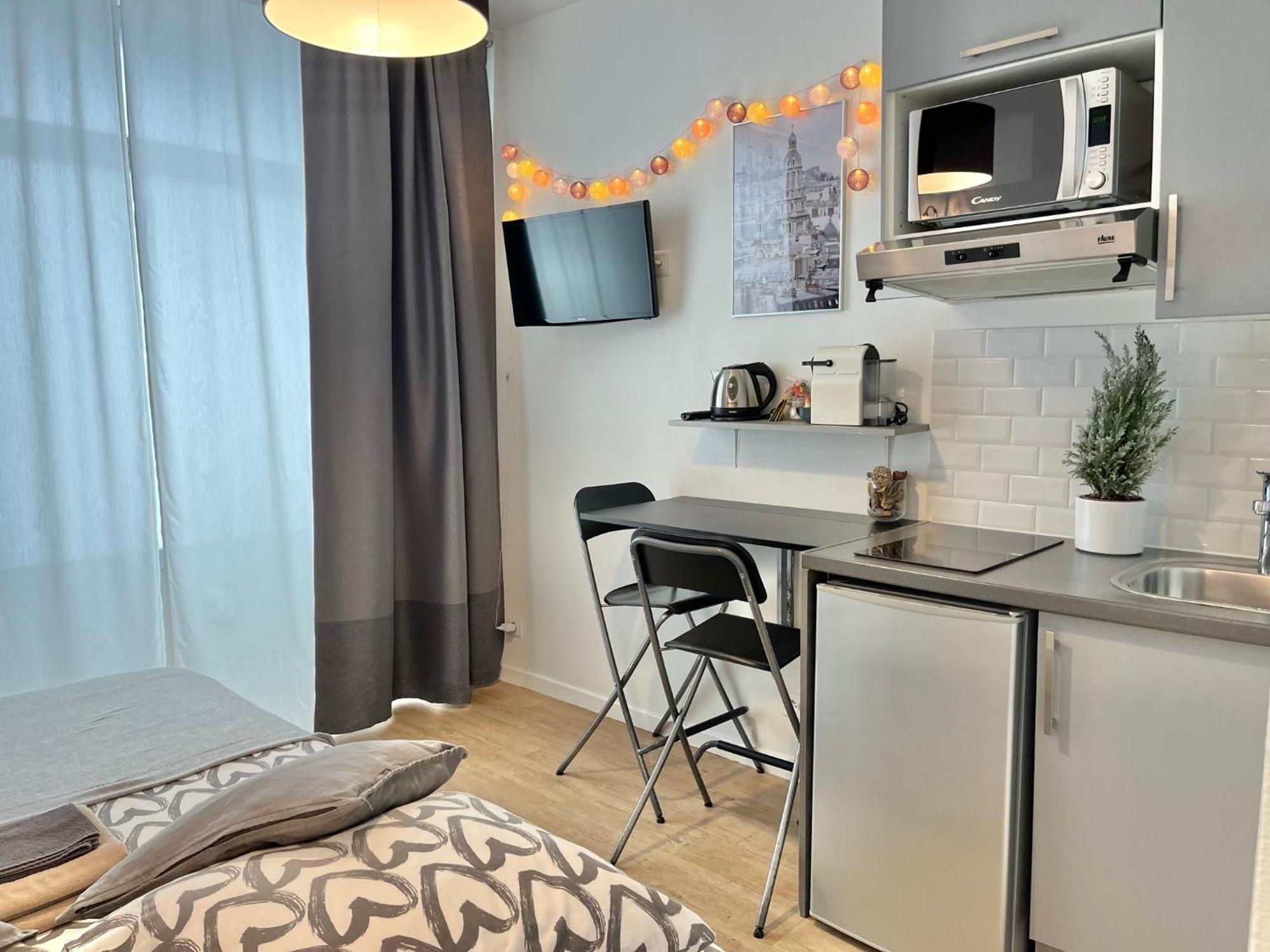 Appartement Apartment Paris Studios *